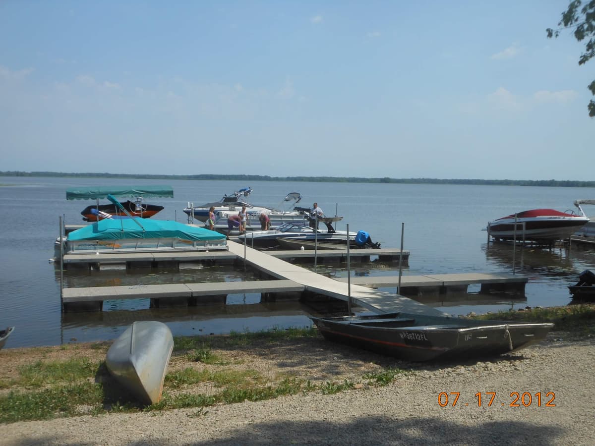 Fremont campground floating dock installation 2012